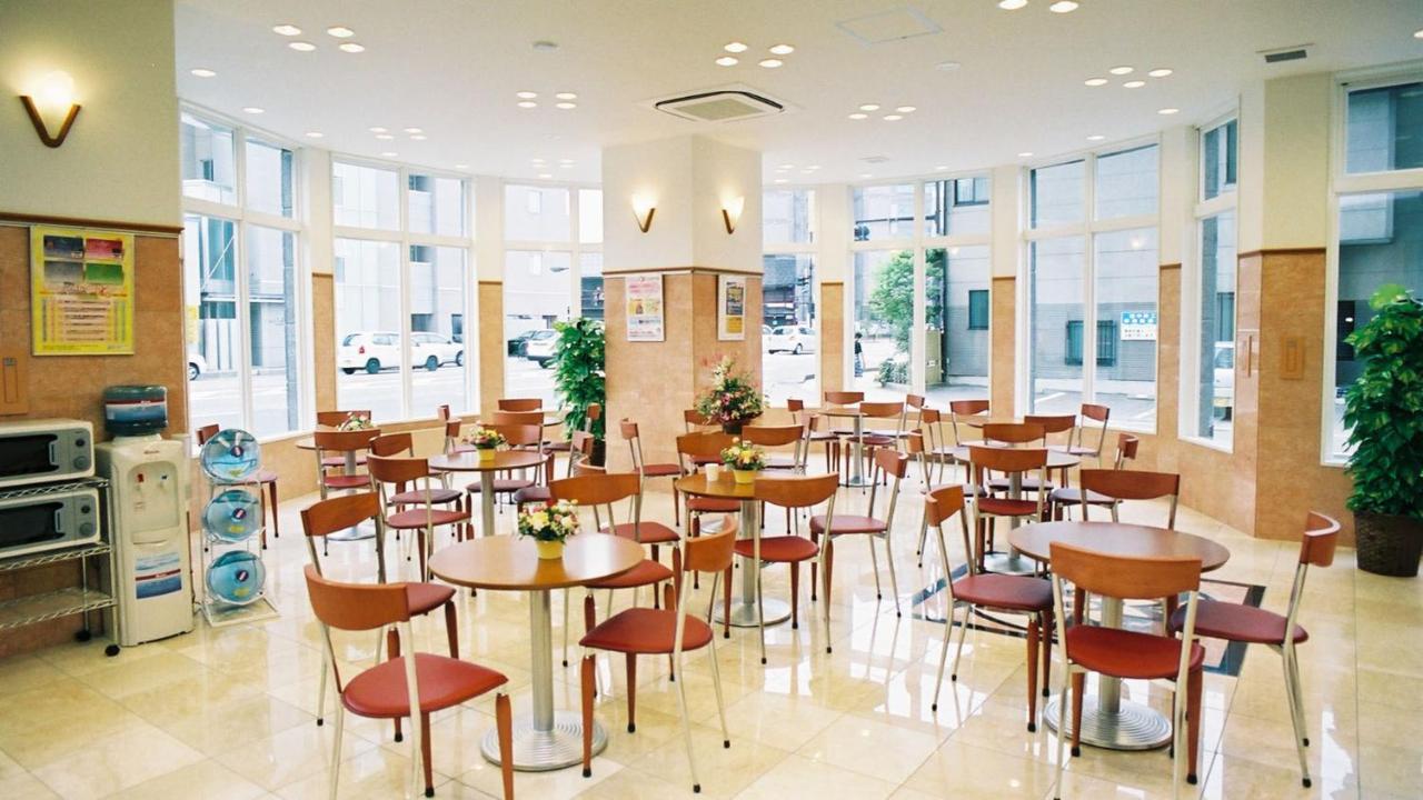 Toyoko Inn Kanazawa-Eki Higashi-Guchi Esterno foto