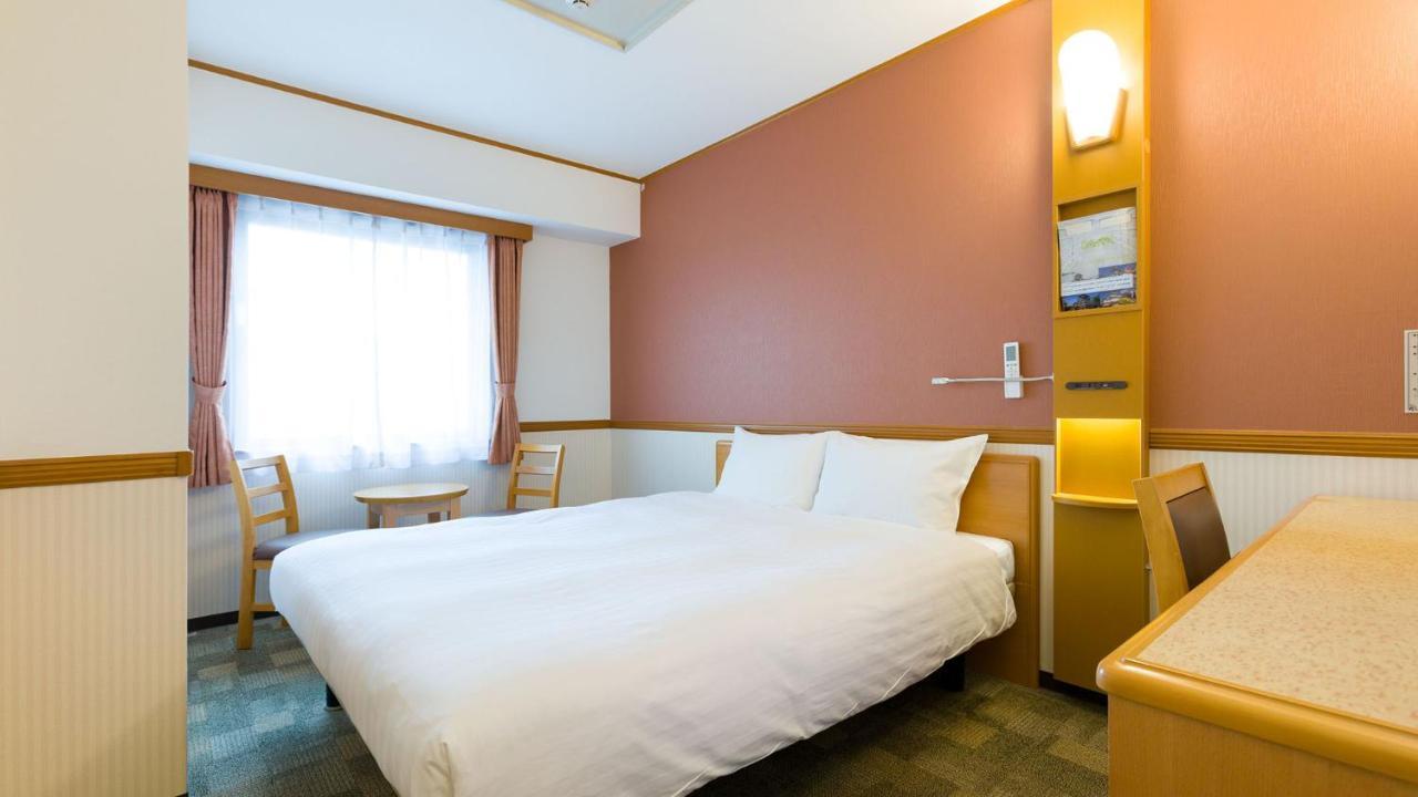 Toyoko Inn Kanazawa-Eki Higashi-Guchi Esterno foto