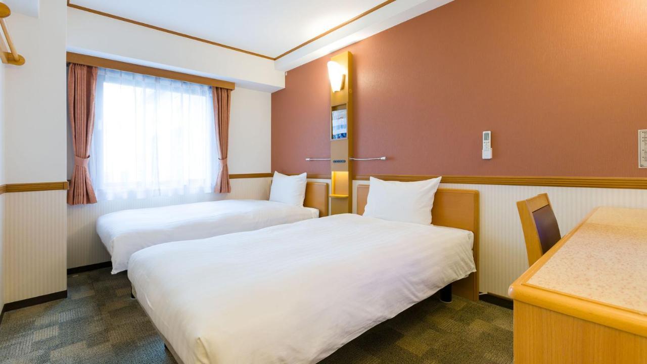 Toyoko Inn Kanazawa-Eki Higashi-Guchi Esterno foto