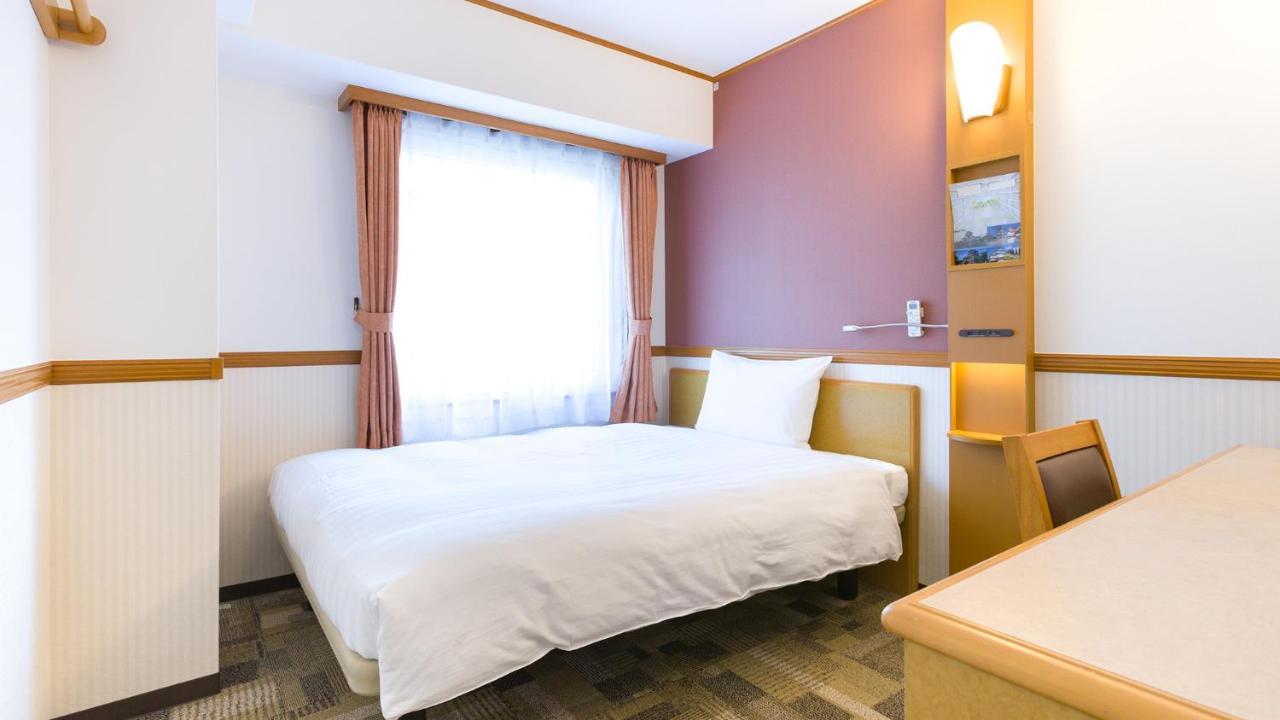 Toyoko Inn Kanazawa-Eki Higashi-Guchi Esterno foto